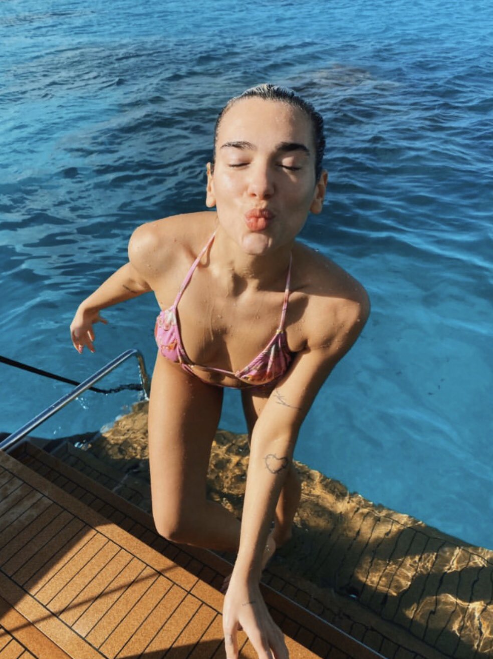 🦋DUA LIPA ARGENTINA🦋 on Twitter "Dua lipa vía instagram stories https