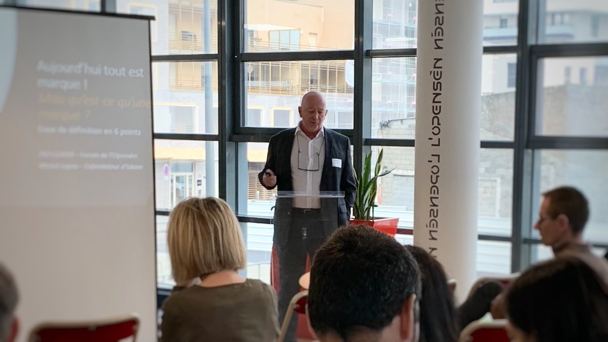 « La marque d’avenir est avant tout centrée sur l’humain » @MichelISBAM coworker assidu de <a href="/lopensen/">L'Opensèn</a>, nous partage son expertise au sujet des marques. #coworking #rouen #NosCoworkersOntDuTalent