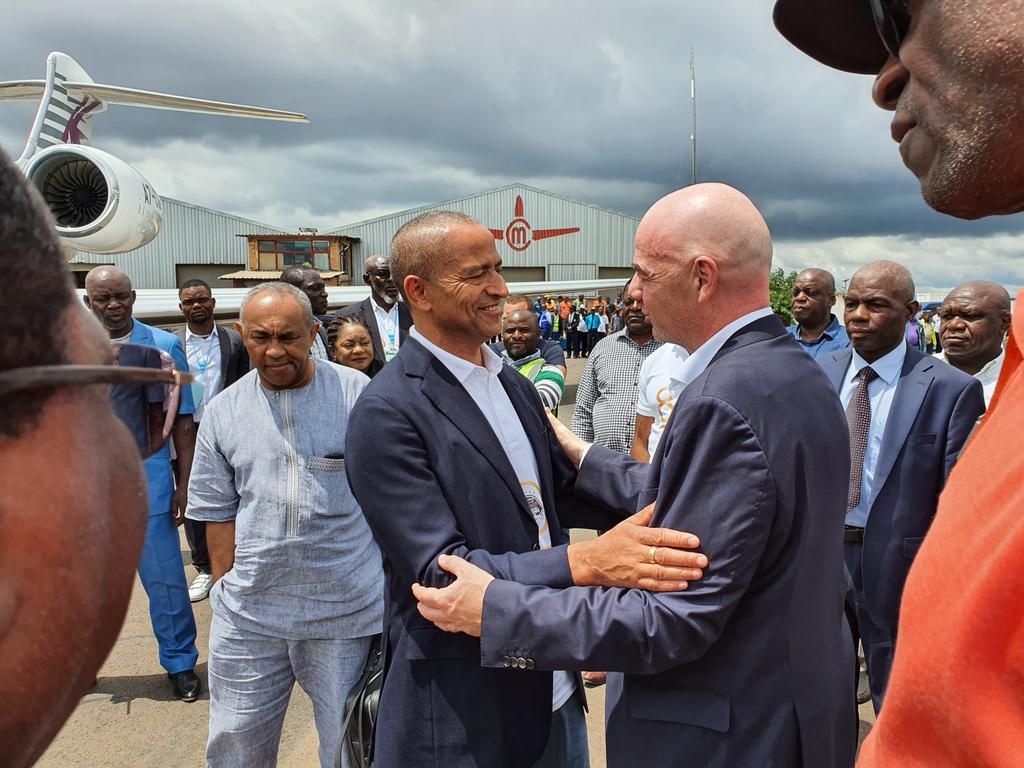 ambadrien's tweet photo. Fin de la visite du président de la Fifa à Lubumbashi. #80ansTPMAZEMBE https://t.co/CZOLGWXjYo #Tpm80 #Lubumbashi