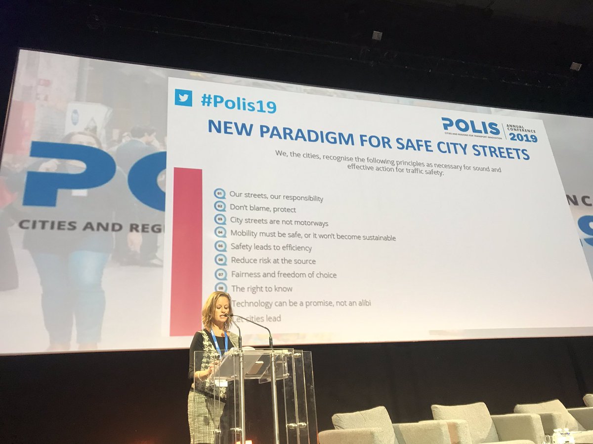 Signing the New Paradigm for Safe City Streets Declaration at #Polis2019 by <a href="/HarrietTiemens/">Harriet Tiemens</a> <a href="/regioAN/">Groene Metropoolregio Arnhem-Nijmegen</a>