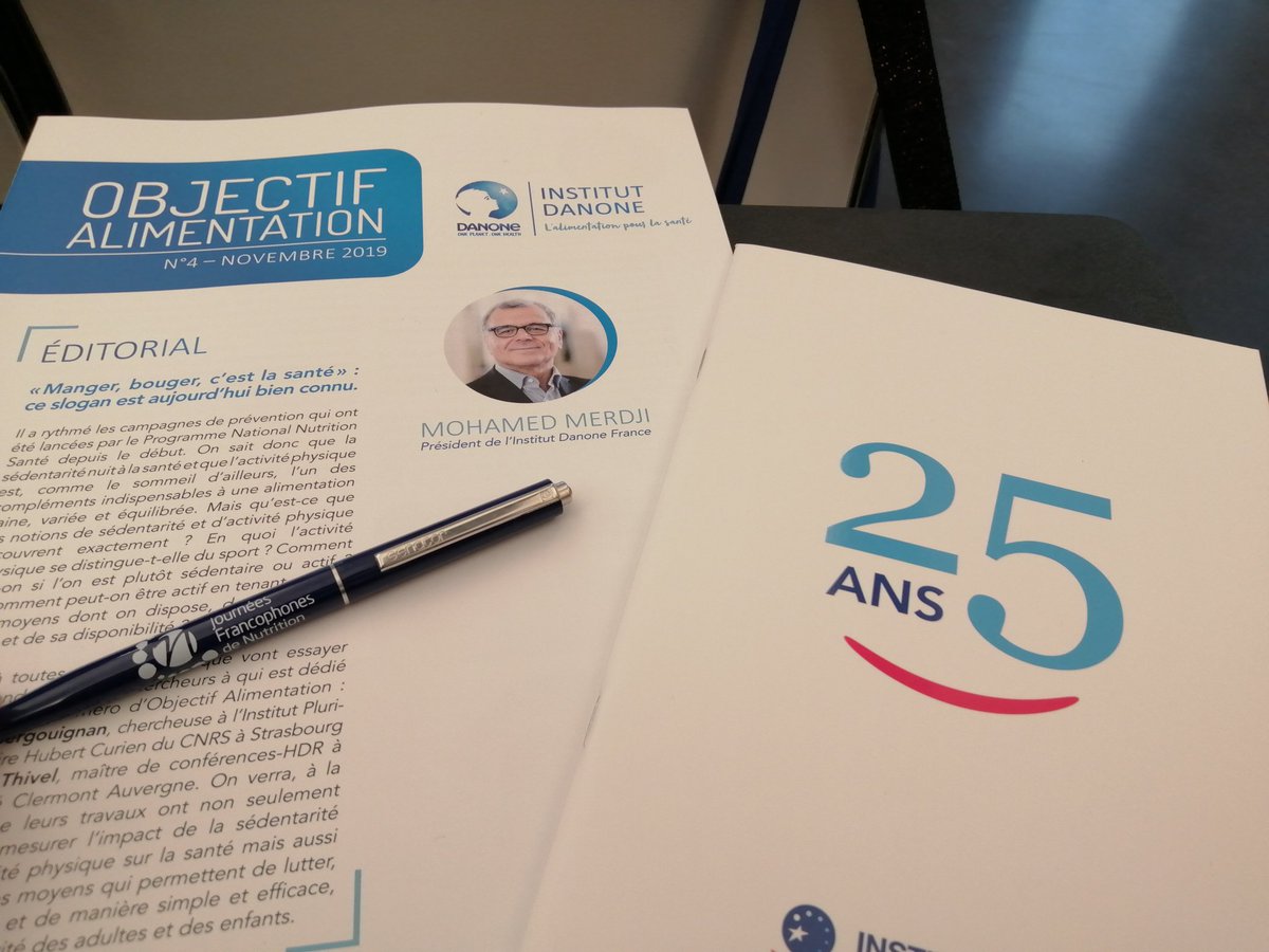 EvidenceSante's tweet photo. [en direct] Forte affluence pour l'atelier @institutdanone et le grand forum des tout petits ! On va parler de la problématique de la sédentarité comme problème de santé public. #lesjfn #jfn2019 #Health #sédentarité #mangerbouger #danone https://t.co/zVzAQodnrX