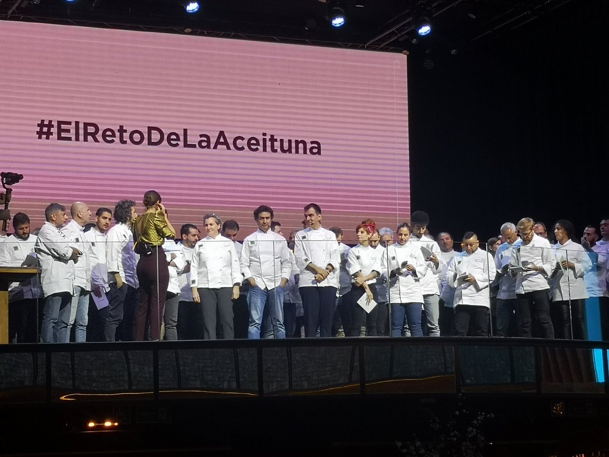 Aceitunas de España (@aceitunasesp) on Twitter photo ¡Llegó el gran momento! @diegoguerrero75, Pepa Muñoz, <a href="/Pepe_elBohio/">Pepe Rodriguez</a>, <a href="/RamonFreixa/">Ramon Freixa</a> y <a href="/RicardCamarena/">Ricard Camarena</a> han presentado su reinvención de la #aceituna y han retado a 45 chefs para que hagan su propia versión. #ElRetoDeLaAceituna ¡Llegó el gran momento! @diegoguerrero75, Pepa Muñoz, <a href="/Pepe_elBohio/">Pepe Rodriguez</a>, <a href="/RamonFreixa/">Ramon Freixa</a> y <a href="/RicardCamarena/">Ricard Camarena</a> han presentado su reinvención de la #aceituna y han retado a 45 chefs para que hagan su propia versión. #ElRetoDeLaAceituna