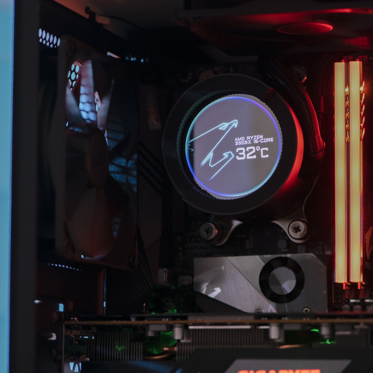 GIGABYTE_DE's tweet photo. Small system with powerful performance! 👊
https://t.co/dbZ8tAclpB
https://t.co/2fCk5ZH7Ed
https://t.co/zjvVpWKY3W
https://t.co/FptTBgW2YR
#monitor #gamingmonitor #gaming #monitors
#AorusXtremePower #XtremePower #X570 #AMD #AMDX570 #AORUS #GIGABYTE #TeamUpFightOn https://t.co/8z6Nxxgaai