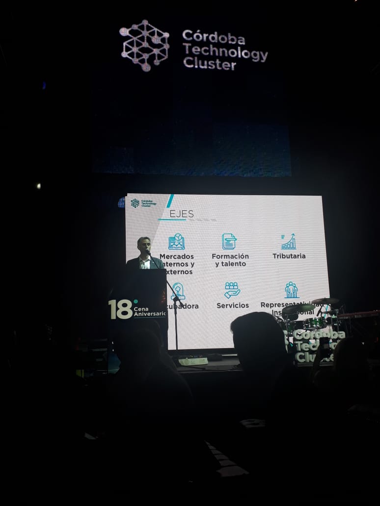 BCCBA's tweet photo. Estuvimos en el 18° Aniversario del @ClusterCba
Felicitamos a la institución y a @dcasali con los que hace años compartimos eventos y capacitaciones en torno al #agtech
#Cluster18
#ClusterAniversario https://t.co/3kc5G6qoUa