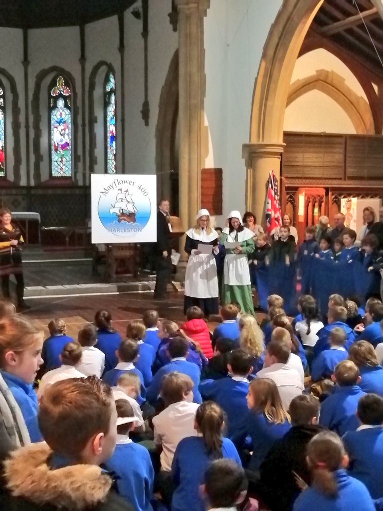 Such a brilliant celebration this morning recognising the start of a year long commemoration for the <a href="/mayflower400uk/">Mayflower 400 UK</a> with members of the #harleston community <a href="/HarlestonCE/">Harleston C.E. Primary Academy</a> <a href="/HarlestonFuture/">Harleston's Future</a> #ASHSFamily #Mayflower400