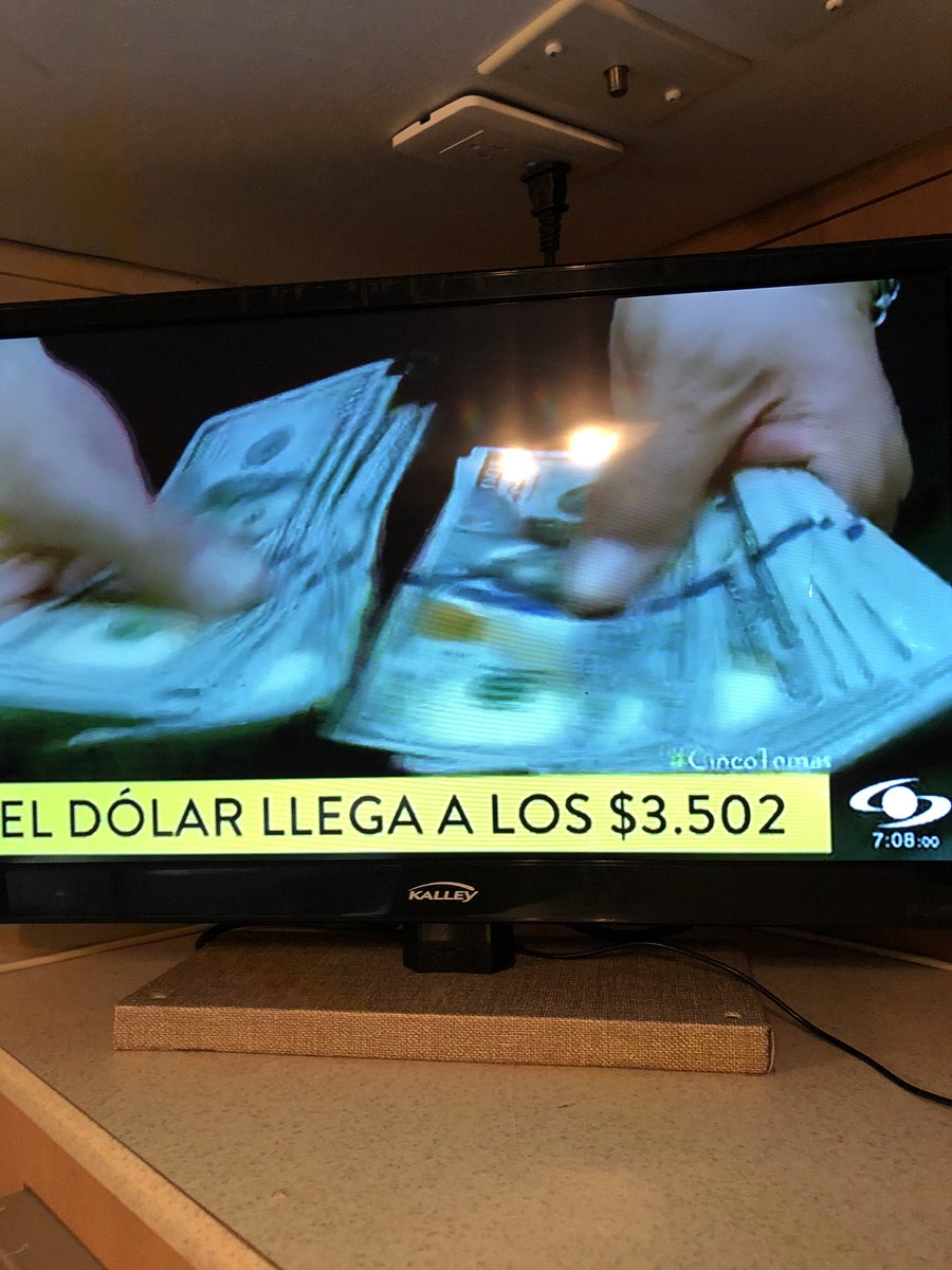 Gracias Duque por salvarnos de volvernos Venezuela...
