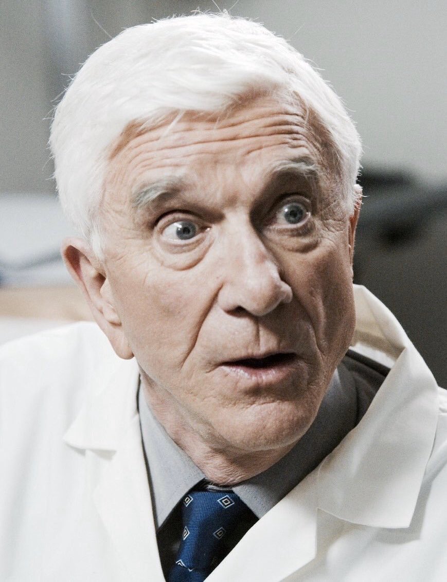 retrochenta's tweet photo. Hoy hace 9 años que nos dejó el gran Leslie Nielsen. Desde entonces, el mundo es un poquito más triste. https://t.co/scCbuMe5uE
