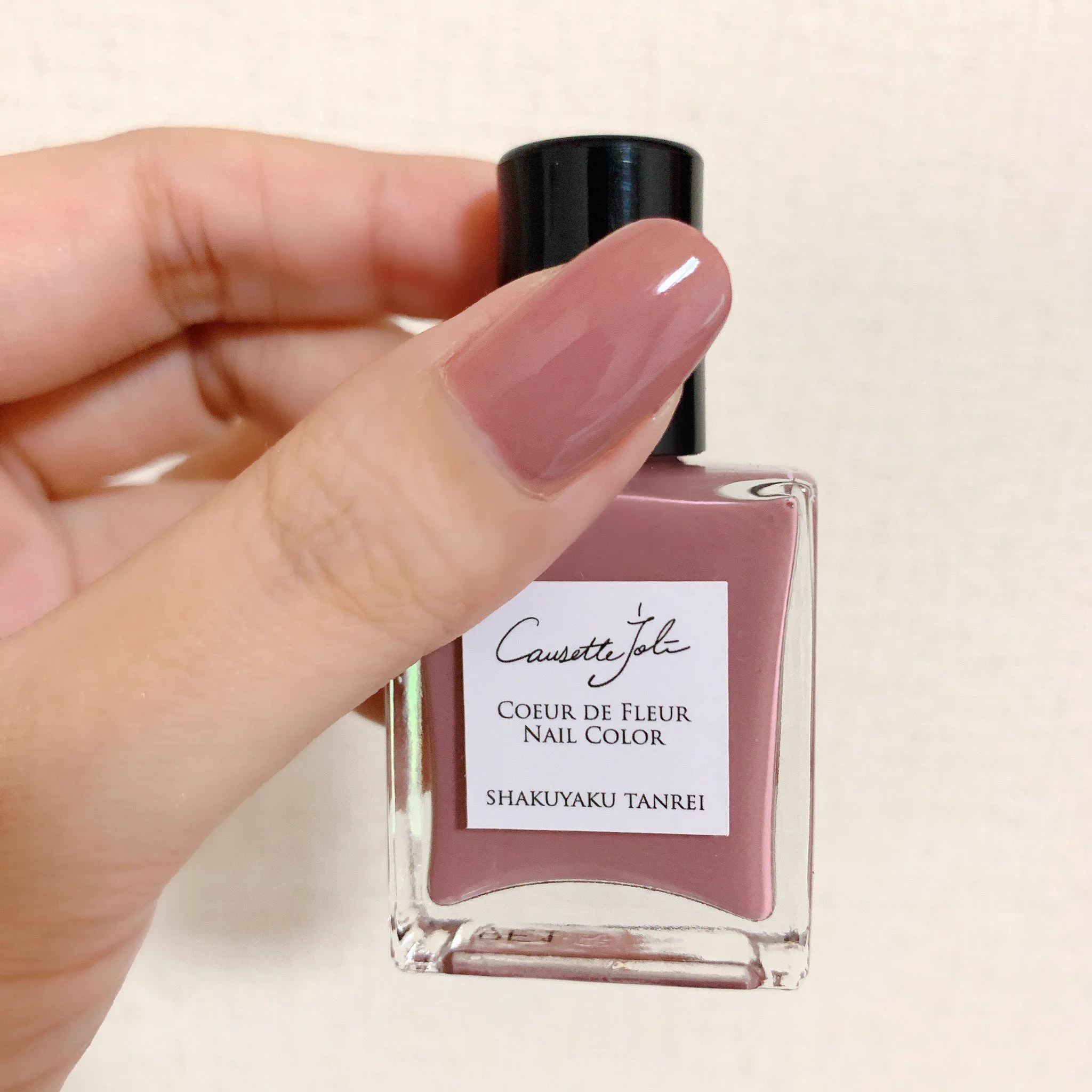 上品で綺麗なセルフネイルができる！コゼットジョリの「しゃくやくたんれい」