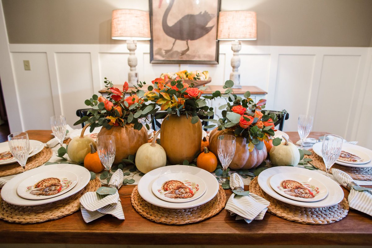 Happy Thanksgiving! Ready for a home of your own to host the holidays? Kincora is calling! Our Lennar luxury townhome-style condos offer up to 2,500 sq. ft. with three bedrooms, three bathrooms, gourmet kitchen, &amp; a garage. Schedule your tour soon: tinyurl.com/y3rh3qkl