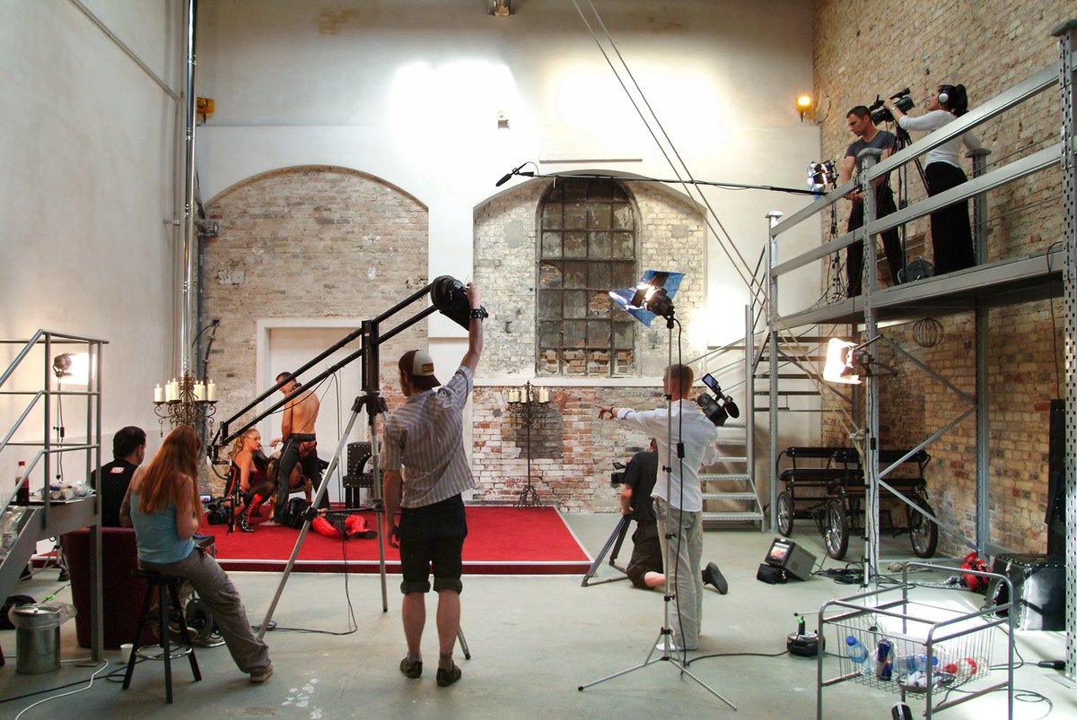 #director at work! More than 13 years ago I was #shooting as one of the first in the fetish #movie #industrie  with 4 hd #camera s and a #jibcrane. #location : Avalon Residenz | Berlin