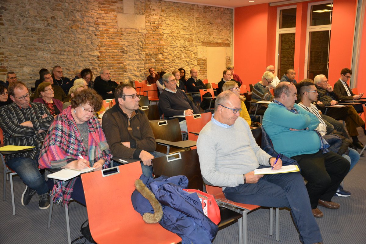 OEC_Champagne's tweet photo. 📝Les Experts-Comptables au service du monde associatif
Une assistance attentive aux propos de Delphine Philipon sur le thème "Les principales ressources des associations" 26/11/2019
#ExpertsComptables #Associations https://t.co/YMe95jsqk6