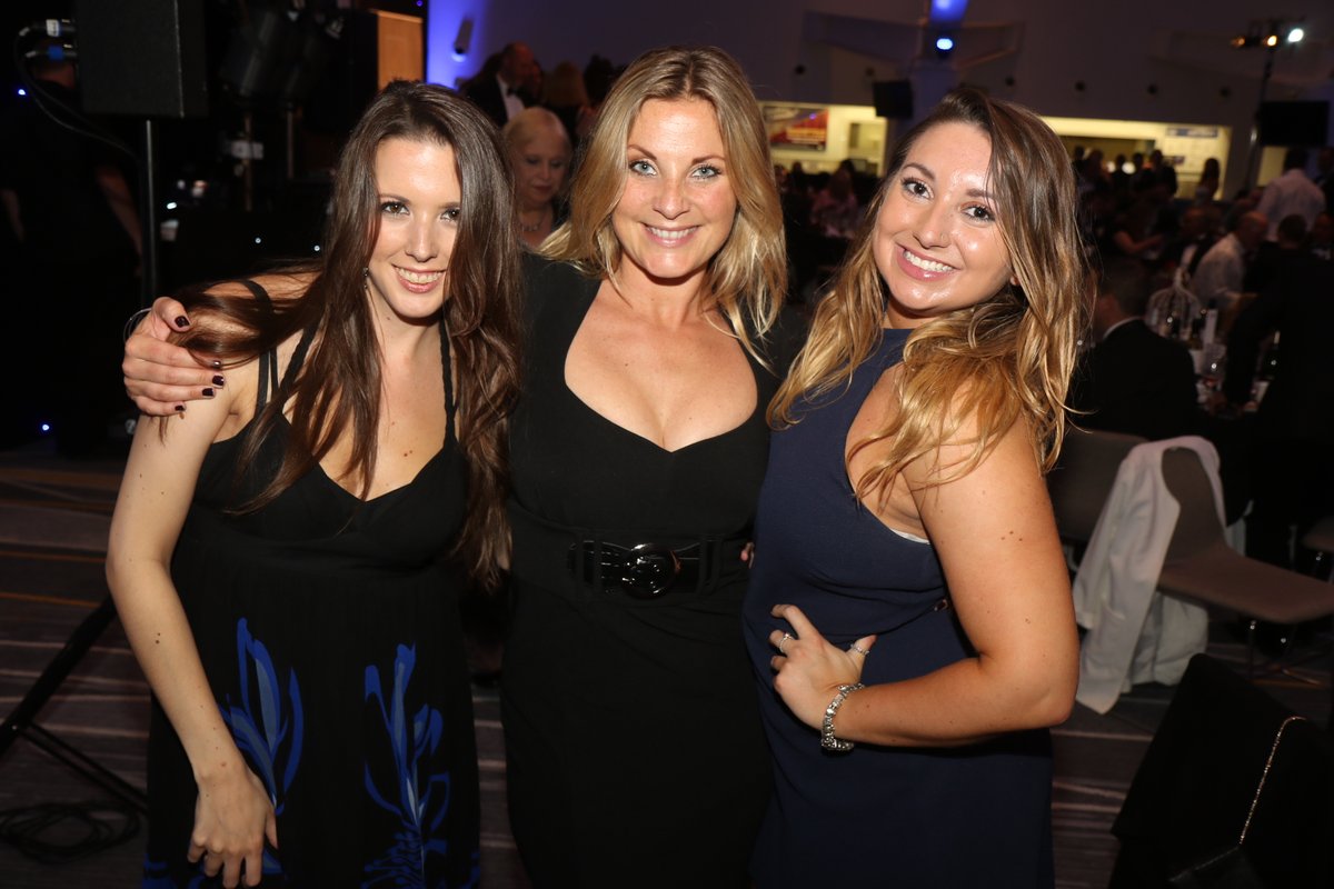 goexperience's tweet photo. The Go-Girls dream team! 
#throwbackthursday #thosewerethedays #dreamteam #somuchfun #eventplanners #workhardplayhard #missyouall https://t.co/SQpUIrLGqL