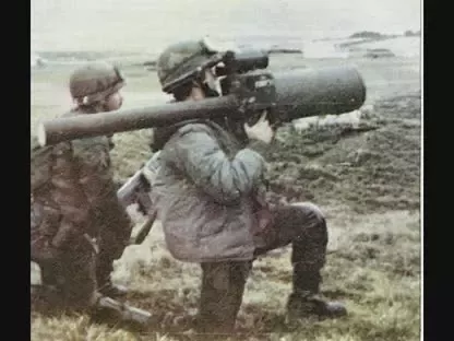 9/ Another system used by both sides was the Shorts Blowpipe MANPAD. Argentina also used Soviet-supplied SA-7 Grail's.