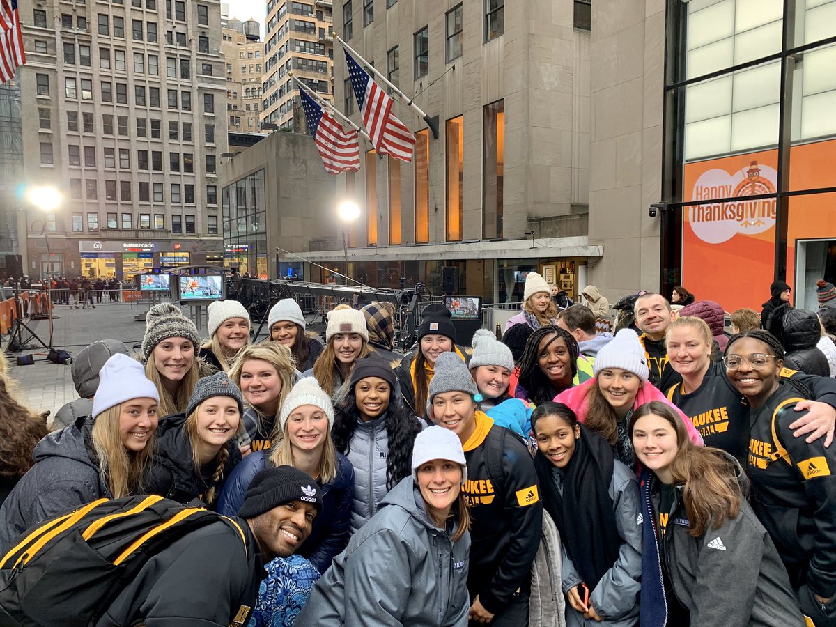 MKE_WBB's tweet image. Tune into the @TODAYshow and you light see some familiar faces!