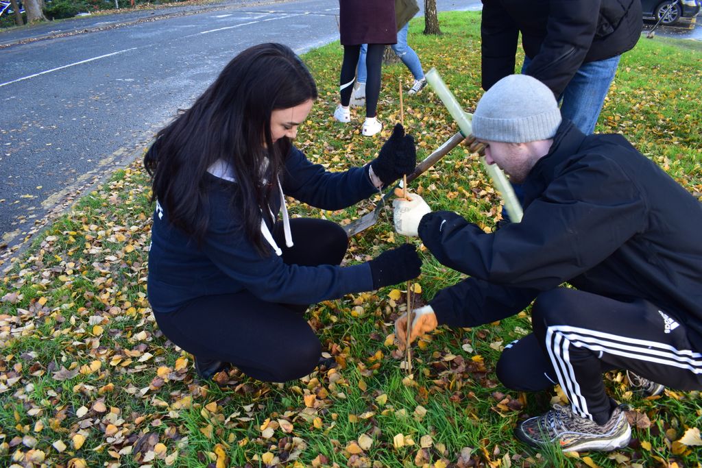 GCU_StudentLife's tweet photo. Students planted their very own trees on campus today as part of GCU's support of #BigClimateFightback with @WoodlandTrust π² π #StudentsForTrees @gcu_green @GCUstudents #EveryTreeCounts https://t.co/aeCDk9oXew