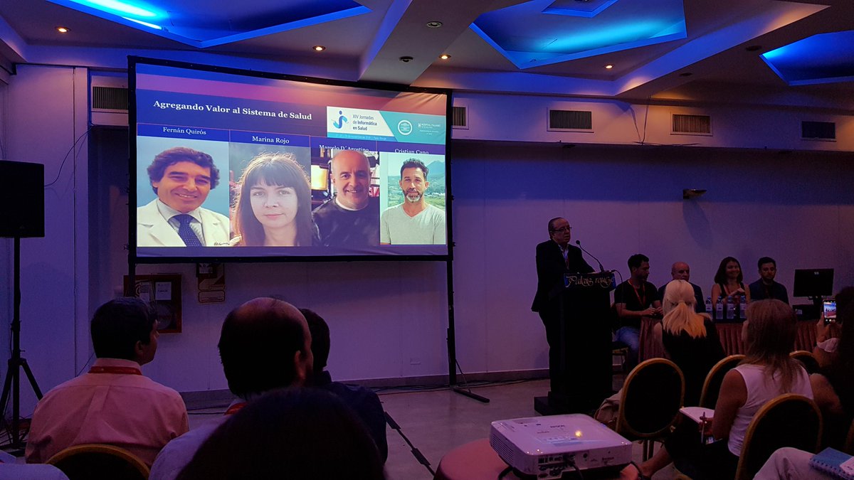 <a href="/christiankano1/">Cristian Cano</a> expone los avances de la Pcia. De San Luis en materia de tecnología aplicada a la Salud, comentando los proyectos dentro de la Política Salud 3.0 #JornadasInfoSalud <a href="/MCyTSanLuis/">Ministerio de Ciencia y Tecnología</a> <a href="/aliciabanuelos/">Alicia Banuelos</a> <a href="/GermanDip/">German Dip Davoli</a> <a href="/nicoiannello/">Nicolás Rodríguez Iannello</a> <a href="/ULPNews/">ULP</a> <a href="/ULPSanLuis/">ULP San Luis</a>