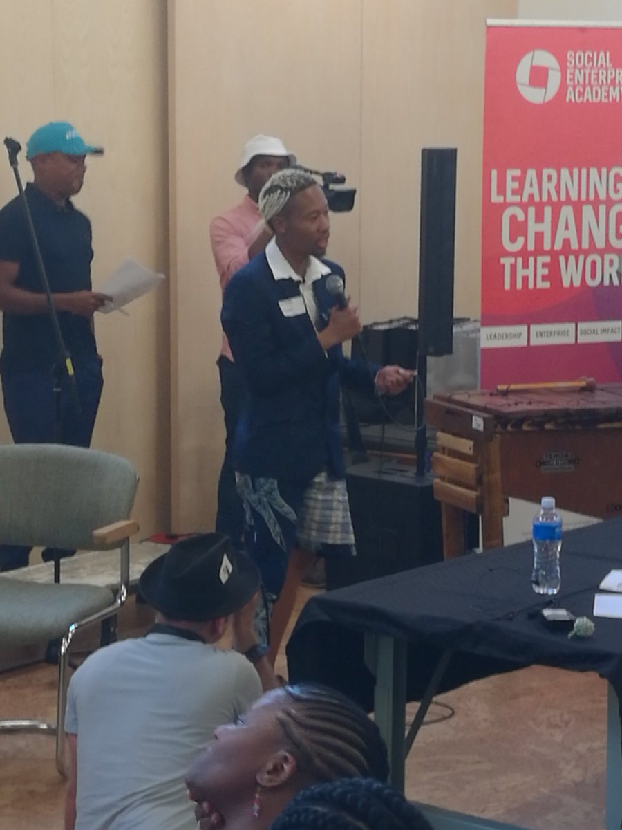 Ubuntufasion making a  statement on being an individual as a millenial. <a href="/sea_southafrica/">Social Enterprise Academy South Africa</a> #bcDICE
