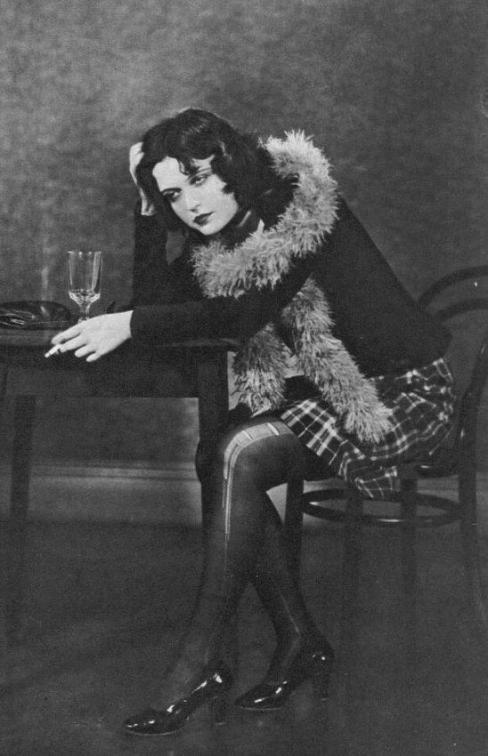 AlbertGalera's tweet photo. #PolaNegri https://t.co/xf8jxQzQ1S