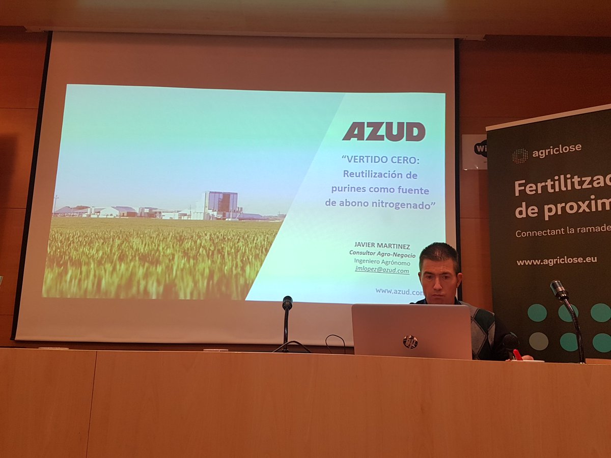 iservia's tweet photo. Les empreses de reg han compartit la seva experiència de reg amb purins.
@ruralcat
@RegaberSA Sergi Marin
@AZUDWater
@jmartinez_azud
#Tecniriego JM Pelegri
#Hidromatic Abel Pascual https://t.co/nYTgbsnUpM