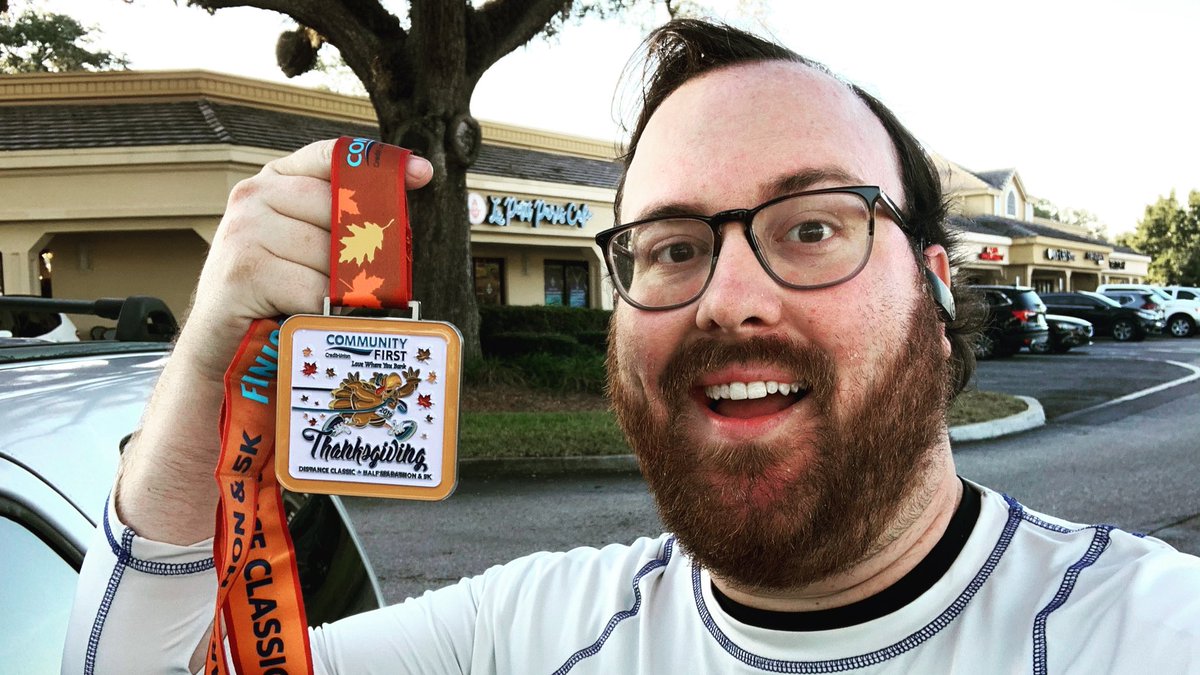 KyleMack13's tweet photo. Just ran my best 5k since I got fat! #DidItToEm https://t.co/nhlqGKDHxx