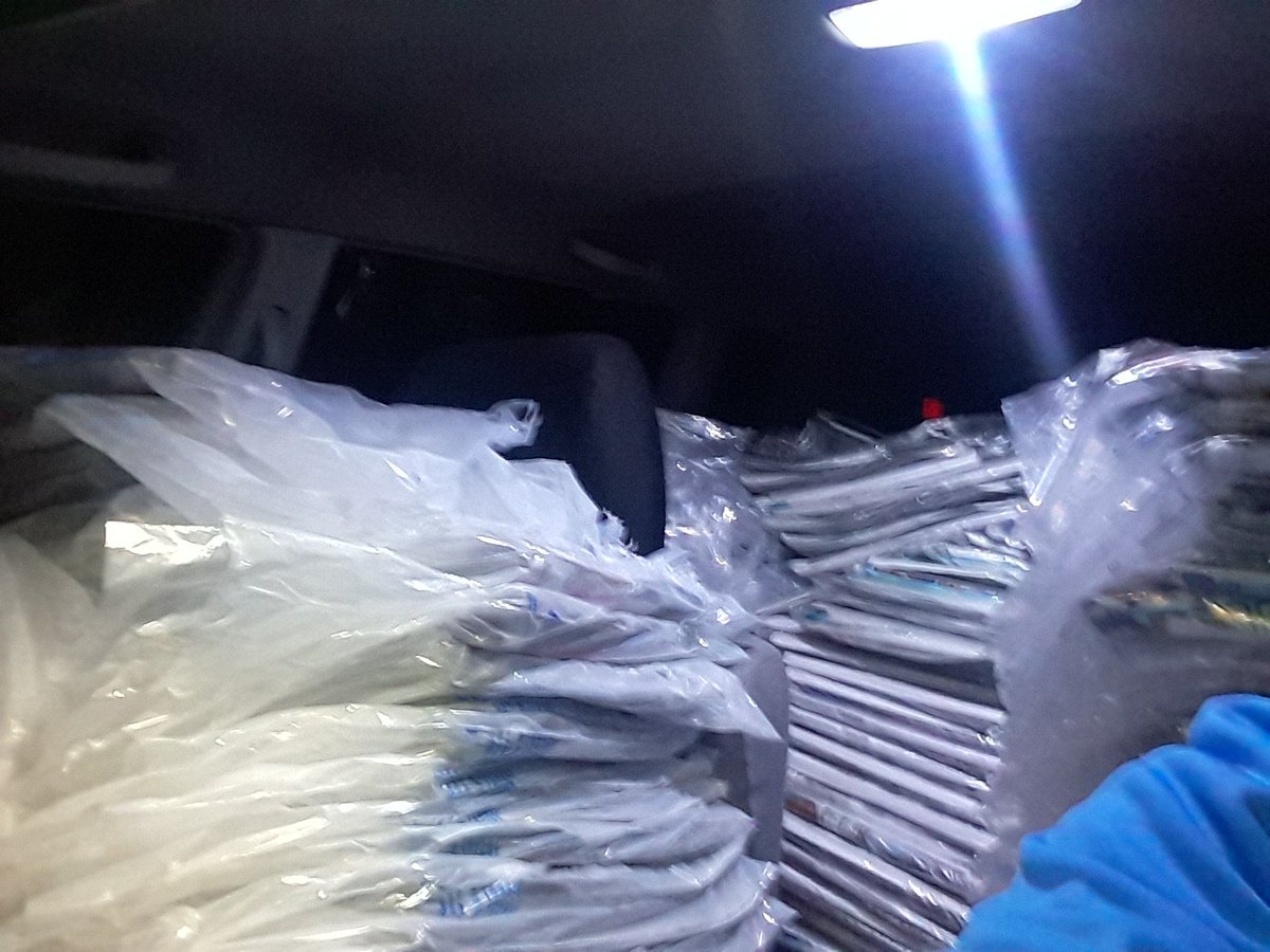 miguelitocom's tweet photo. @jjlkfi please a shotout to all the hard working newspapers delivery men and women in south OC..we arr working hard since 10pm delivering newspapera with coupons for black friday..it is the busiiest day of the year....shoutout to susan..olivia..giovanni..ruth ..karen and taco man https://t.co/AmSariAsJ6
