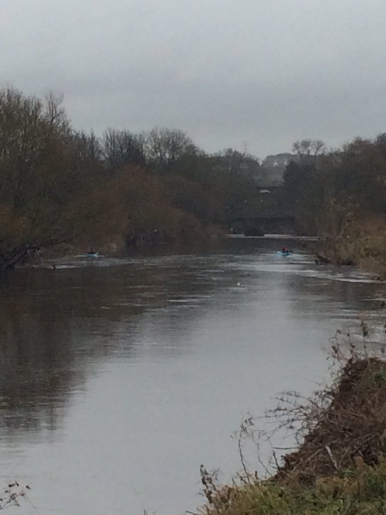 GaryKendrew's tweet photo. #findcolinvasey Out again this morning this time alongside two searchers in canoes searching the Calder from Horbury bridge to Dewsbury. This afternoon searching from Horbury towards Durkar. https://t.co/ZwhP716Dot