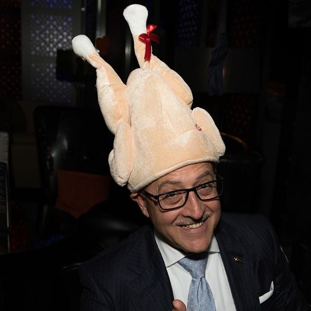 CocktailMaestro's tweet photo. To all my American friends Happy Thanksgiving Salute 🍸🥂🍾 •
#friends #friend friendship
#bartender #bartenders #bartenderlife #bar #hotelbar #hotel #hospitality #luxury #service #mixology #cocktail #cocktails #drink #drinks #50bestbar #worldbestbars #… https://t.co/MEaVGW2HIs https://t.co/0QyBC6SVv3