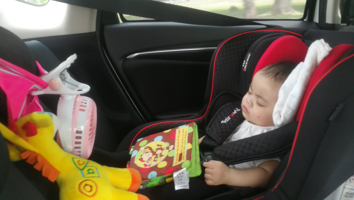 before carseat   vs   after carseat
.
.
still the same
#sleeplikeaboss