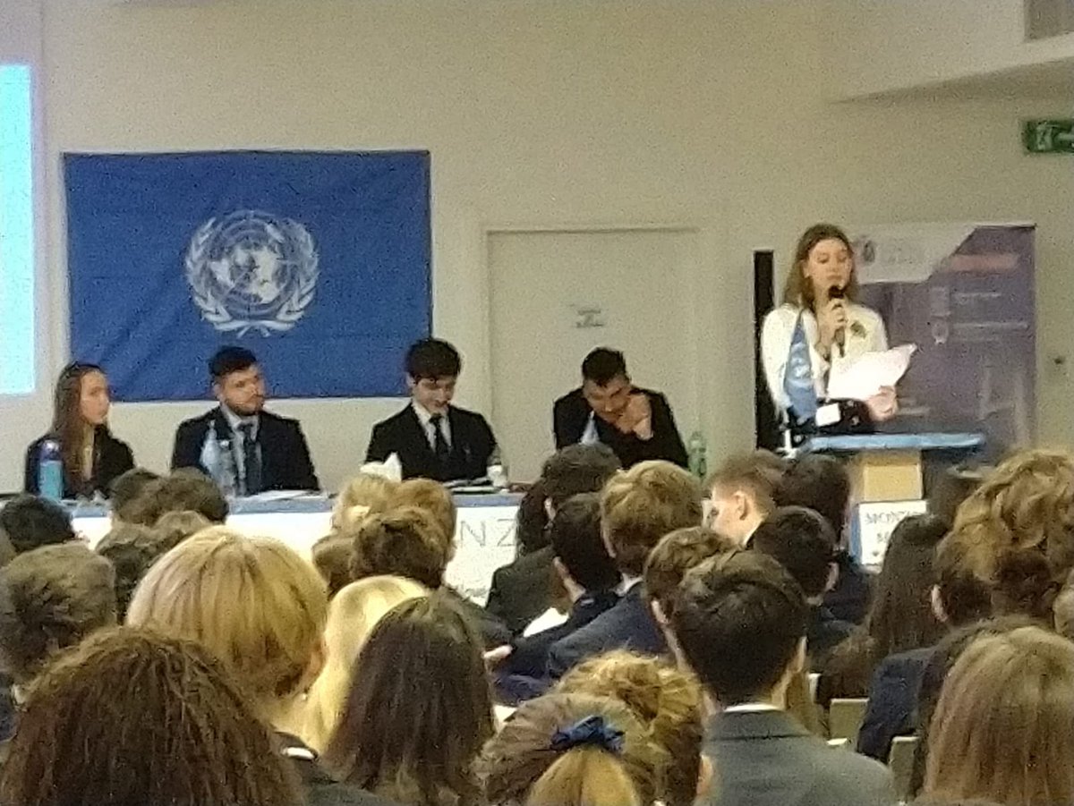 Fulham Senior tweet media