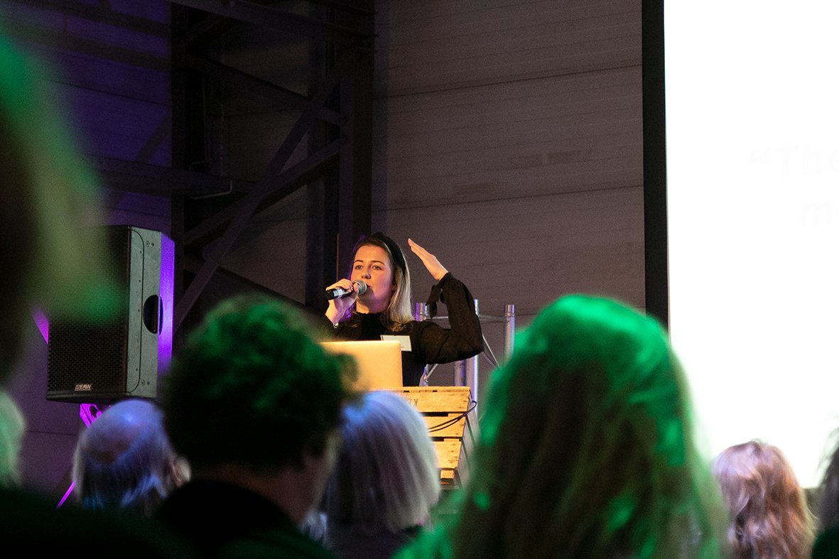 .@LisanBeune is nauw betrokken bij het ontwikkelen van een impact-monitor waarmee de resultaten en de waarde van culturele projecten inzichtelijk worden gemaakt. Een hot item! Tijdens de workshop op het #cultuurcongres vertelt Lisan over haar ervaringen. #CheckinCultuur