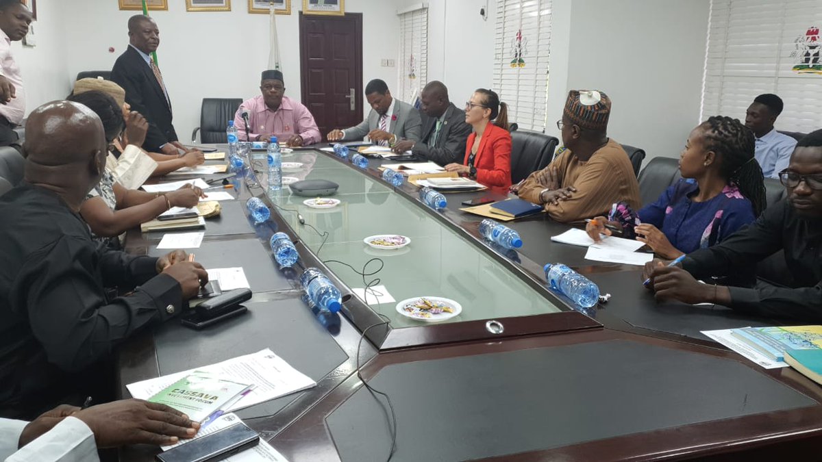 AAKNet's tweet image. A round table discussion on ways to uplift sustainable environment action to provide solid and workable #ClimateAction policies and strategy to counter Nigeria’s climate preparedness. #InnovativeVolunteerism