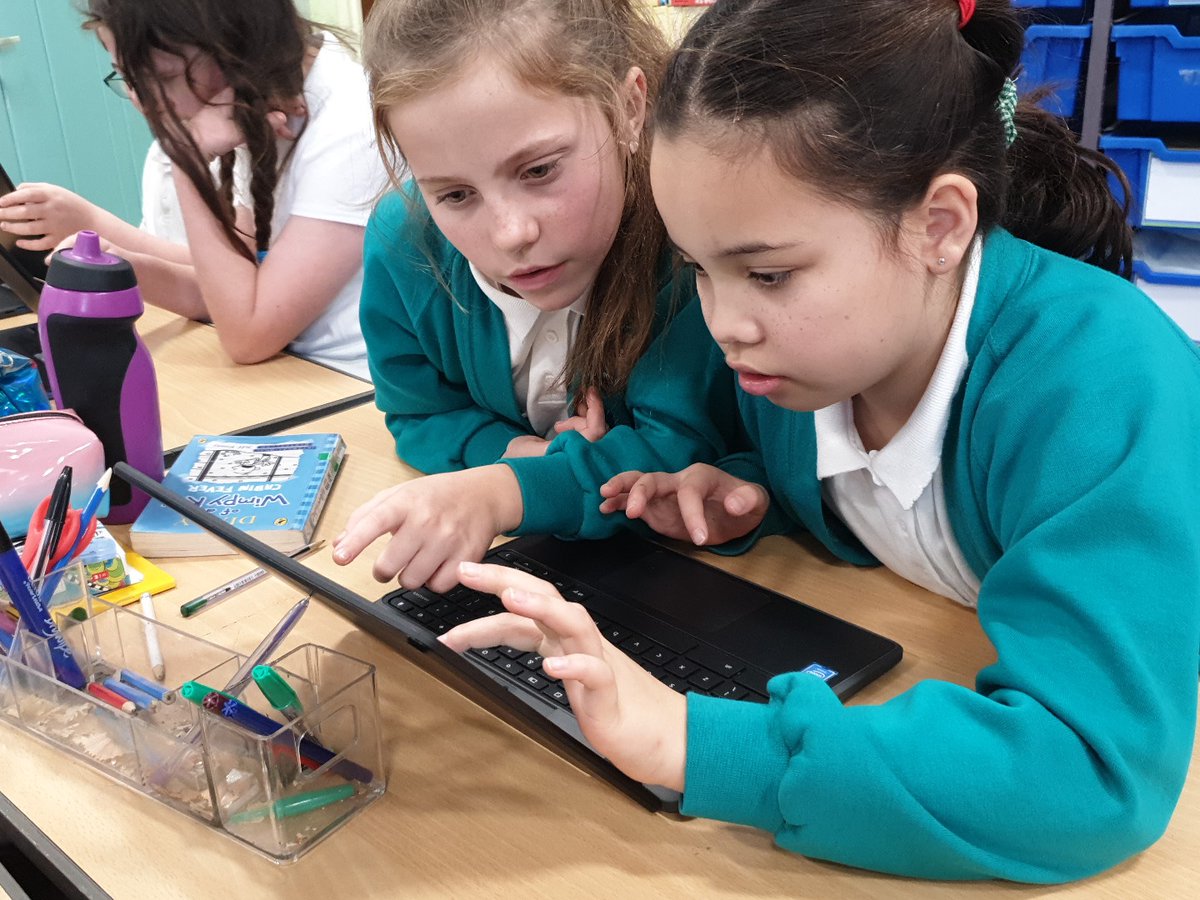 WiveliscombeP's tweet image. Coding and problem solving with @codeforlifeuk #rapidrouter #Hazel