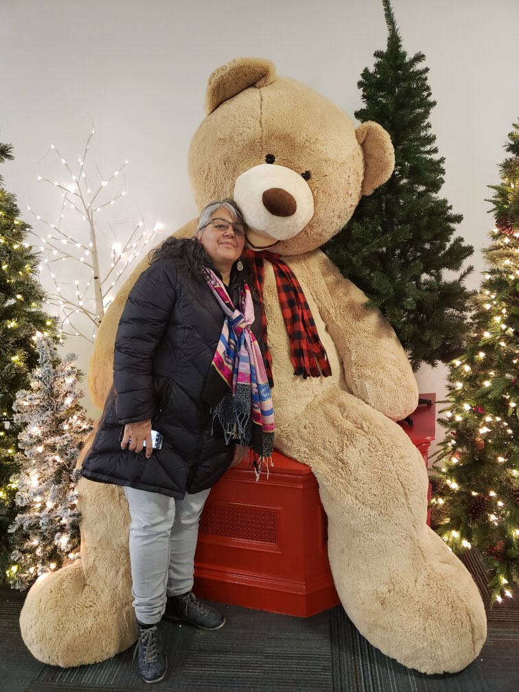 MaxinePeltier's tweet photo. Having fun at the Halifax Airport. Teddy Bears everywhere !! Feels like Christmas  @HfxStanfield https://t.co/6h12AFWr3J