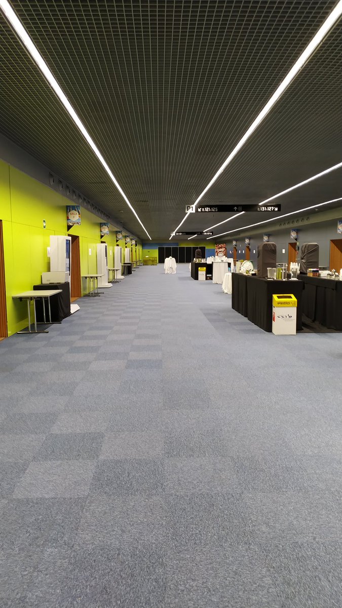 VisualXet's tweet photo. El equipo informático de @CongresoSEMI hace balance del segundo día en sala de ponentes #40SEMI (28 Jueves)

Más de 12 GB de datos distribuidos en 16 salas.
Casi 1200 archivos entre PowerPoint, PDF y Video.

Seguimos sumando #Congresos https://t.co/PXKPdTZH7e