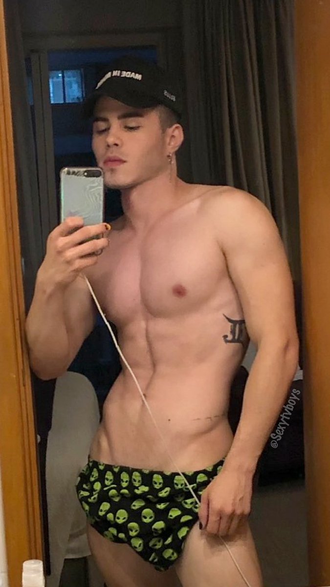 Mis Famosos Favoritos 🔥 X वर: Gustavo Rocha t.cocePZhwgyEN  X