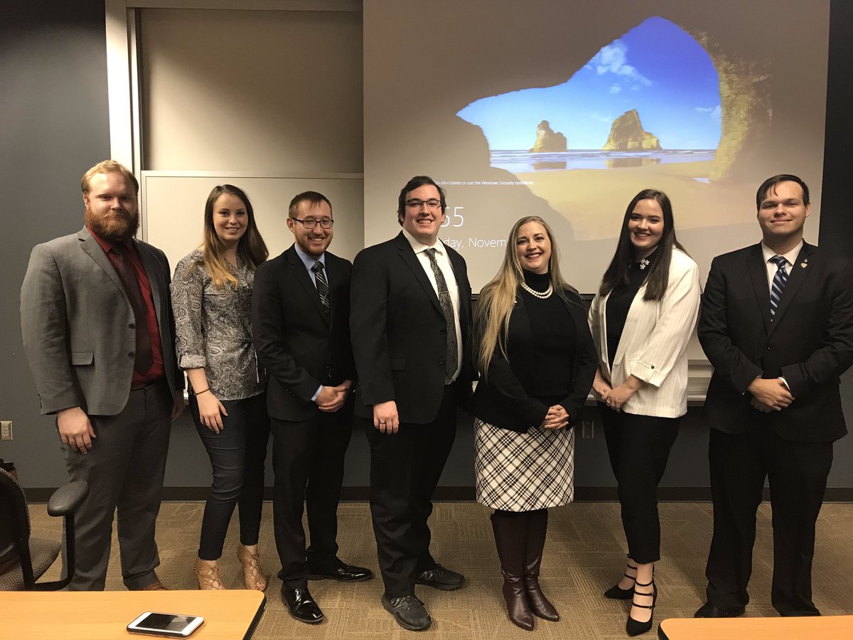 AMA UToledo is very thankful to be involved at the University of Toledo and to be able to get a chance to learn from the very best, including last monday! Thank you Dr. Adrienne King for speaking to us about the marketing world in upper level education!
