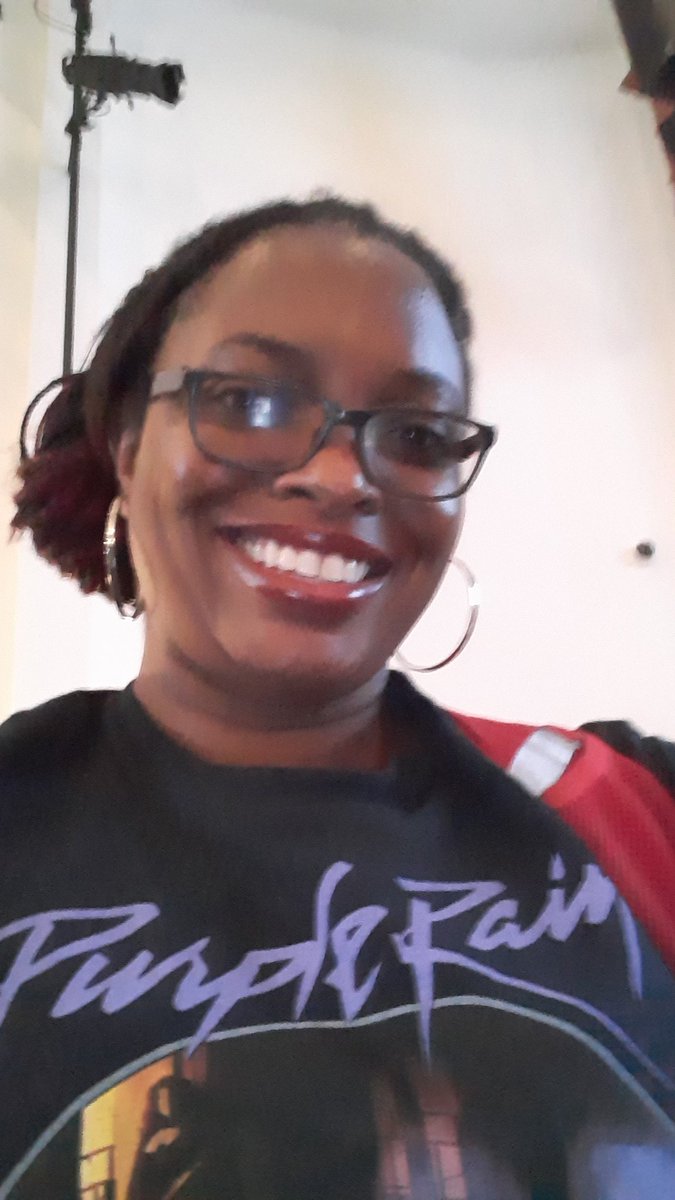 lboogiepopworld's tweet photo. @melaninmamis #blackhairchallenge Bobbing relaxed and braiding natural https://t.co/B6DrWltuTB
