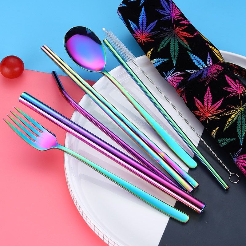 DealeXtremeFans's tweet image. Stainless Steel Flatware Set Korean Shinny Tableware Straws Set W/ Organizer Bag
Price:US $2.1-4.5
Get it now&amp;gt;&amp;gt;buff.ly/2rCBrk3

#kitchen #flatwareset #tableware #chockstick #tool #fork #spoon