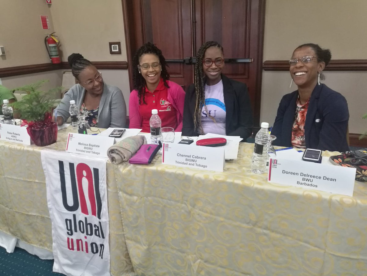 FES_Caribe's tweet photo. #RepDominicana Durante #3años hemos estado acompañando el #ProgramadeMentoria en el #Caribe de @uniamericas. https://t.co/DsCwGlAZ2W