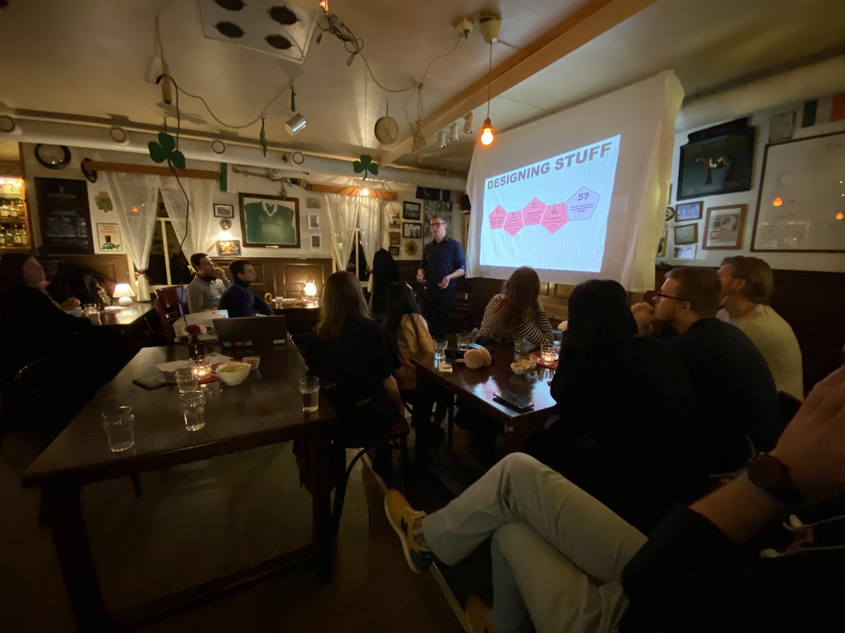 What are #hackatons made of? 40 people in a cramped space solving a problem. #mysamk