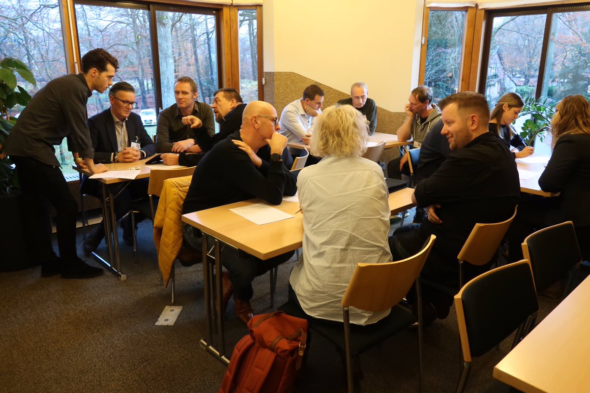 Arbocatalogus Afvalbranche tweet media