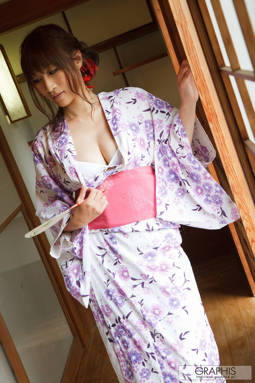 Femmes du Japon on X: Sophia Nikaido (二階堂ソフィア, 1988)  t.cozeT9Jei2cd  X