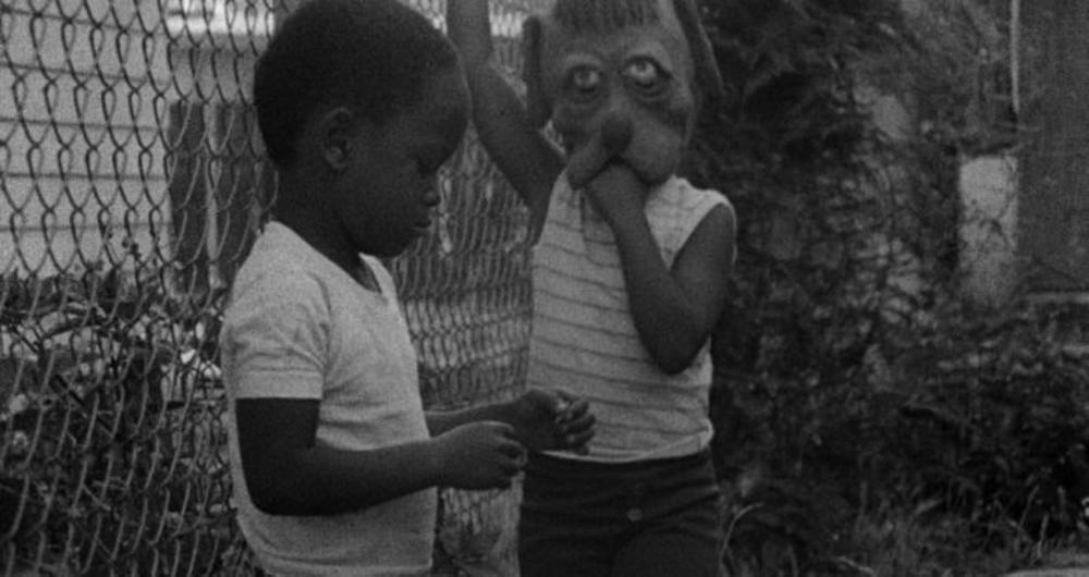 Telerama's tweet photo. Les vies marginales du cinéma noir américain, à l’honneur du Festival des 3 Continents.

https://t.co/yZMvU6gyiP
#F3C2019 https://t.co/rJiJVhRm4D