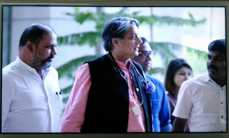 @ShashiTharoor Such is the Charisma of our Adorable Leader that I can watch Dr #ShashiTharoor 's Stand-Up Comedy Act #OneMicStand 🎙️A Gazillion Times & Never get Bored.
#Tharoorians 
#MPThiruvananthapuram
