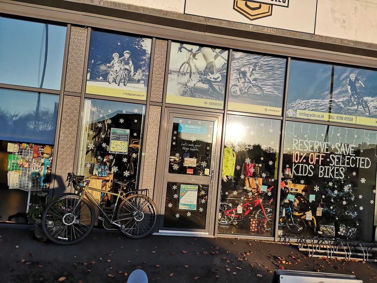 Phew! Mid #ScotPublicHealth conference save by quick work from lovely <a href="/StirlingCycles/">info@stirlingcyclerepairs.co.uk</a> on my #CroixderFer at lunchtime - ❤️ your local bike shop because the internet doesn't do this stuff! <a href="/theACT_UK/">Association of Cycle Traders</a>