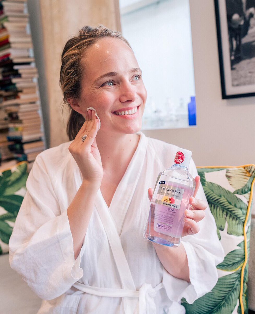 This Thanksgiving, we're thankful for YOU! What are you grateful for this holiday? #PurePower #PureYou 
📸: <a href="/graceatwood/">Grace Atwood</a>
#thanksgiving #skincare #naturalskincare #nontoxic #skinglow #cleanskincare #witchhazel #toner #dickinsonswitchhazel #drugstorebeauty #alcoholfreetoner