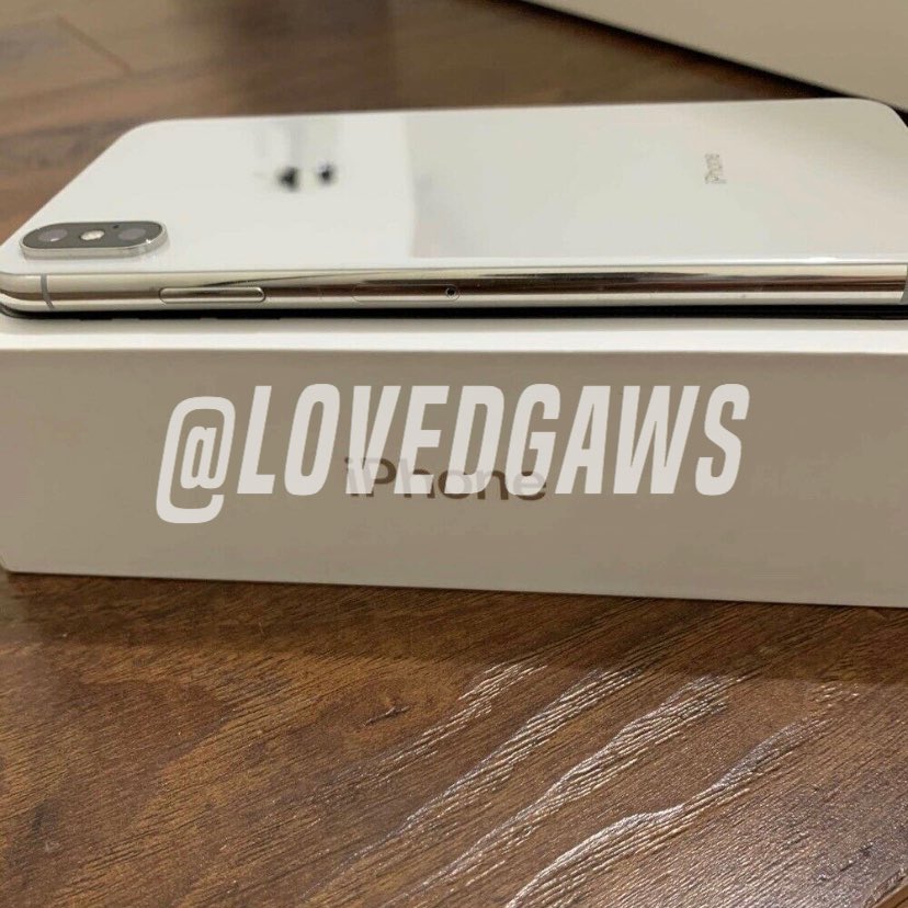 LovedGAWS's tweet photo. We’re giving away an iPhone XS MAX!📲

White - 256GB

To Enter!
🔥Like + Retweet 
🔥Follow (@LovedGAWS &amp; @themrcashappp)
🔥Join my youtube giveaway: https://t.co/gSc8lAzpkW
🔥Turn Post Notifications ON! 
🔥Comment below with “done” when finished!

Winner chosen in 3 days!⏳⚡️ https://t.co/IgDGxUKnsO