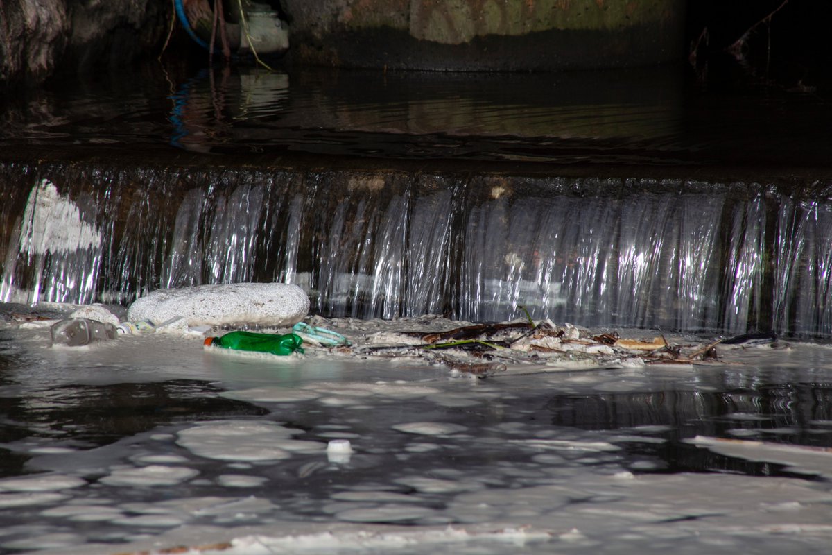 stopmicrowaste's tweet photo. Increased consumption of single-use bottles and small-sized packages will lead to more plastics in the #environment due to mismanagement or exporting of #waste. Over time this plastic will fragment to #microplastic. Prevent #plastics from entering nature! #stopmicroplastic https://t.co/gStF4rnepy