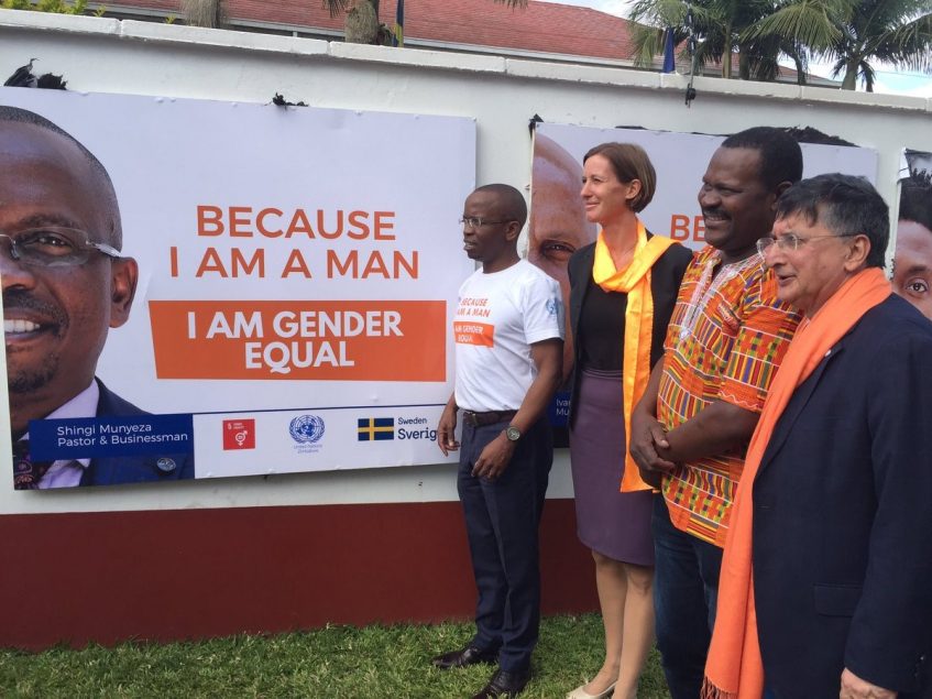 SweMFA's tweet photo. Masculinity can be expressed in many ways. Read about how @SwedeninZW involved an important, but often overlooked group in its efforts to combat gender-based violence. 

#BecauseImAMan
#OrangeTheWorld #16Days https://t.co/oG1FZebEfb