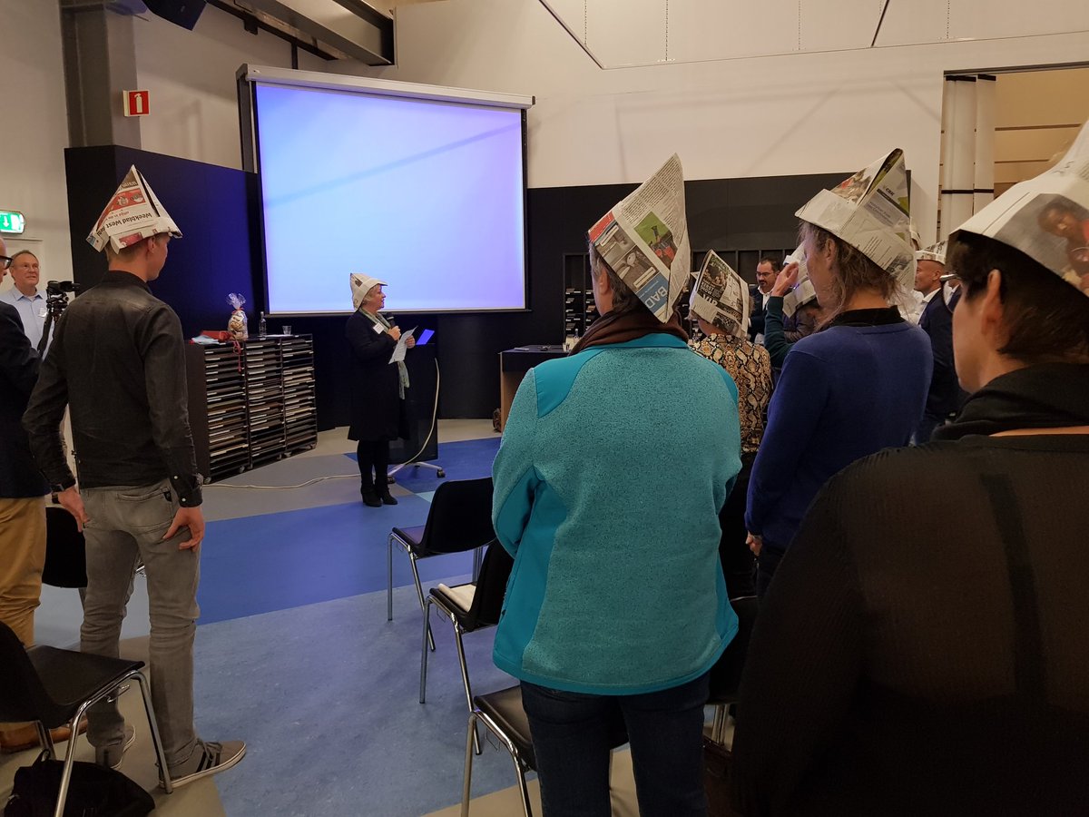 #live Afsluiter van het <a href="/fmg_fm/">FMGezondheidszorg</a> congres #circulariteit: (circulair) petje op, petje af #kennisdelen #kennistesten